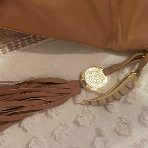 Vince Camuto folding clutch/purse - Picture 3 of 7